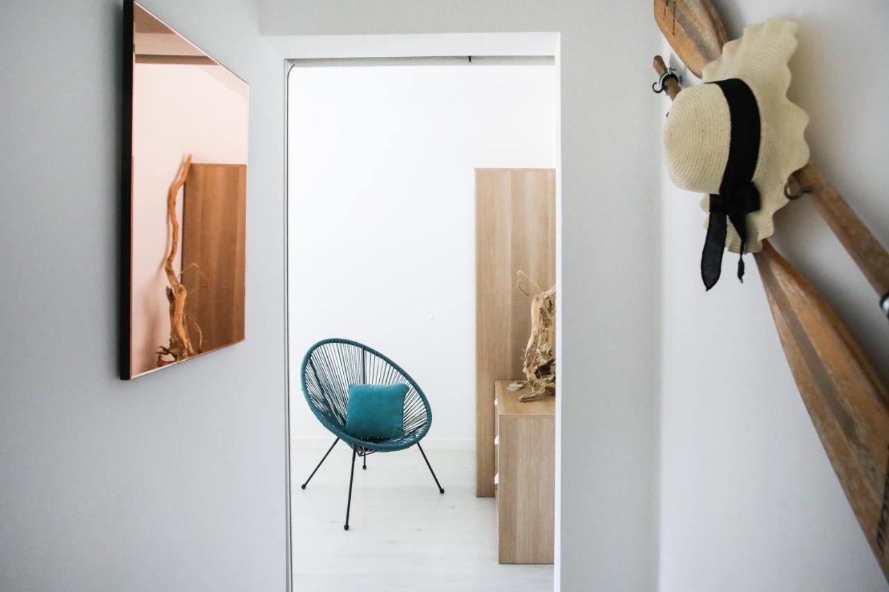 Apartament Szaro Na Bialym Wladyslawowo Luaran gambar